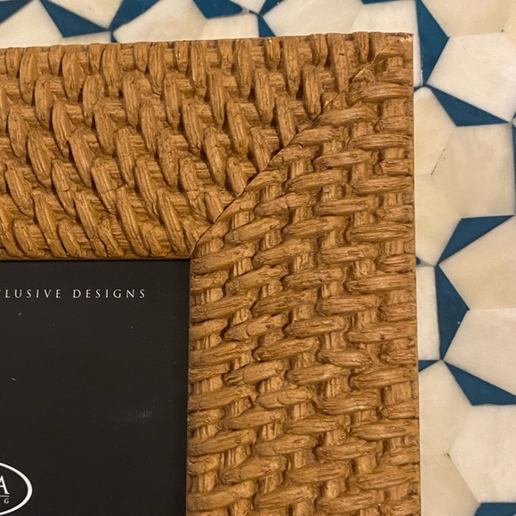 Two Roma Moulding Italian Wood Moulding Picture Frame 4x6 - Picture 3 of 5